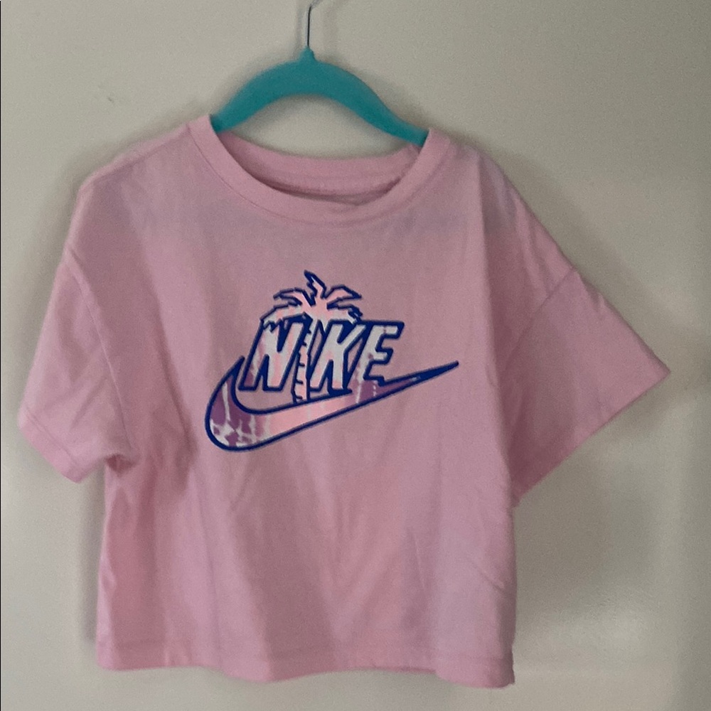 Nike Pink Short Sleeve Tee with Crew Neck